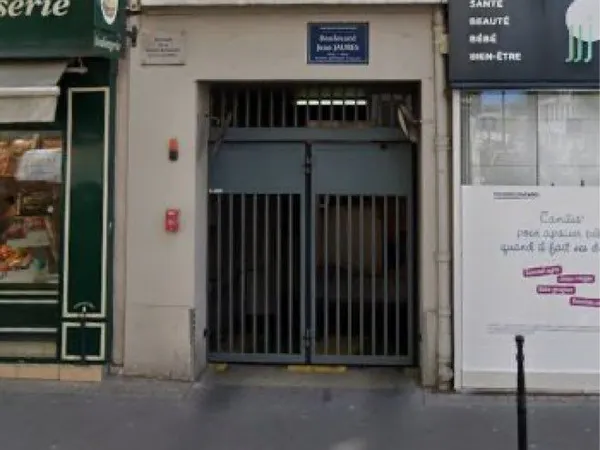Place de parking à louer 