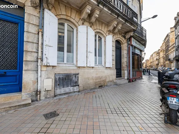 Bureaux 19 m² BORDEAUX 