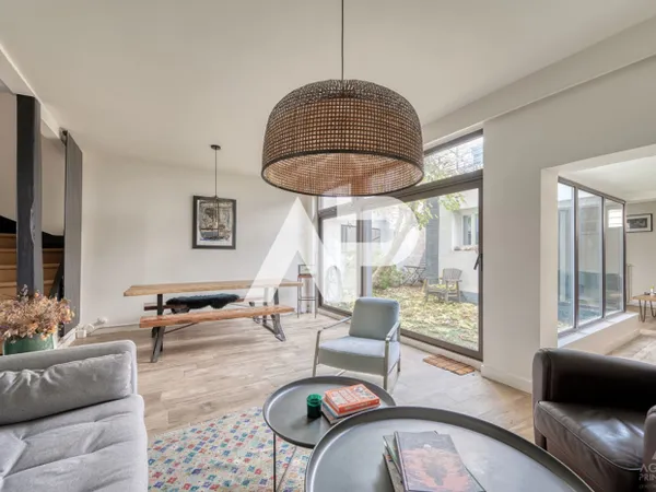 Maison Bougival 4 pièce(s) 150 m2 