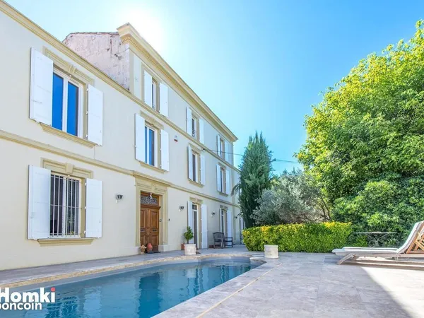 Maison 13 pièces 295 m² 