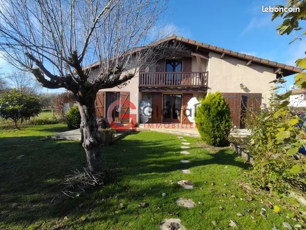 Maison 6 pièces 112 m² 