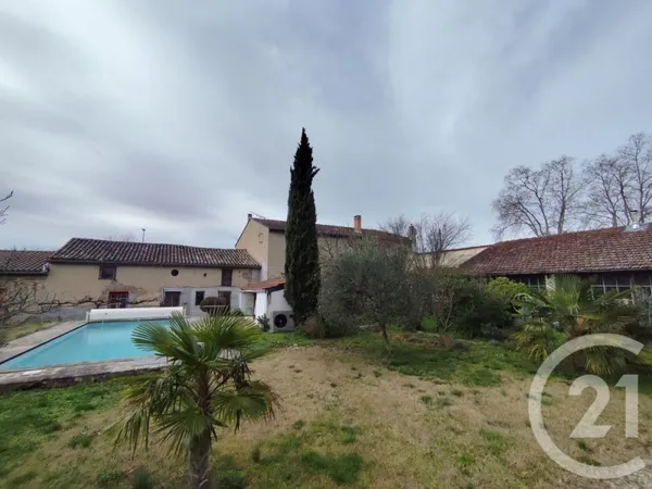 Maison 14 pièces 540 m²