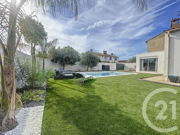 Maison 6 pièces 111 m² 