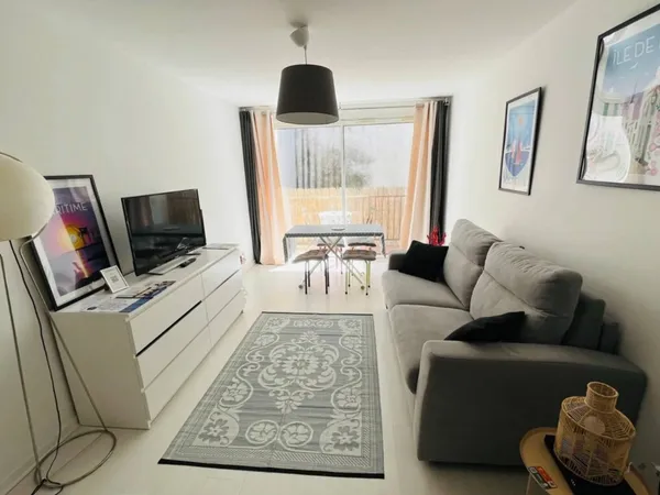 Studio 1 pièce 32 m² 