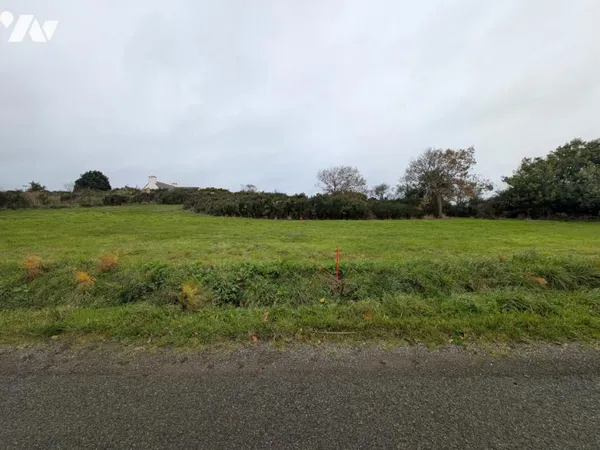 Terrain 1023 m² 