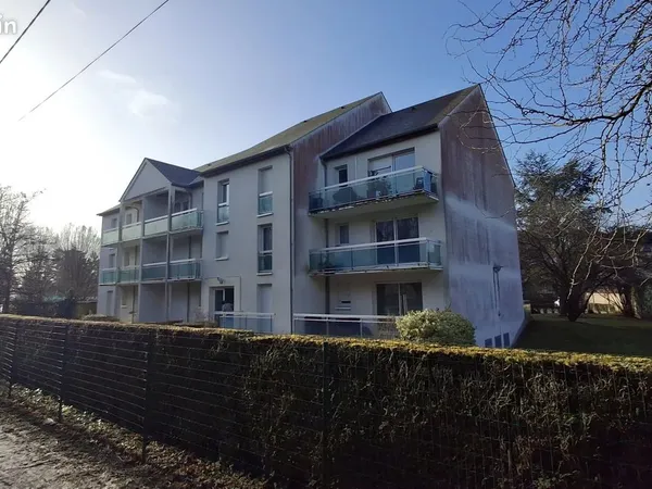 Studio 1 pièce 32 m² 