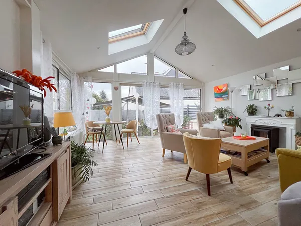 A VENDRE Maison Angers 6 pièce(s) 180 m2 