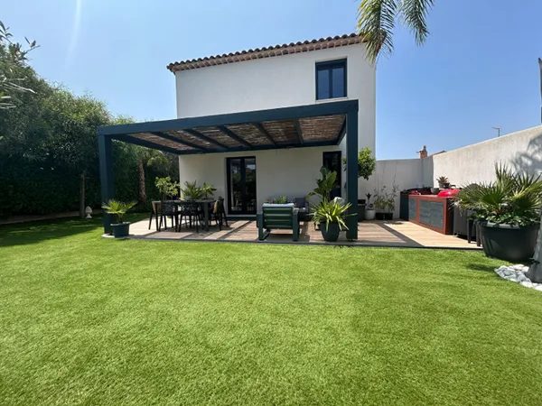 Maison Six Fours Les Plages 4 pièce(s) 90 m2 