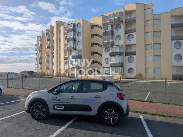 Parking 12 m² 
