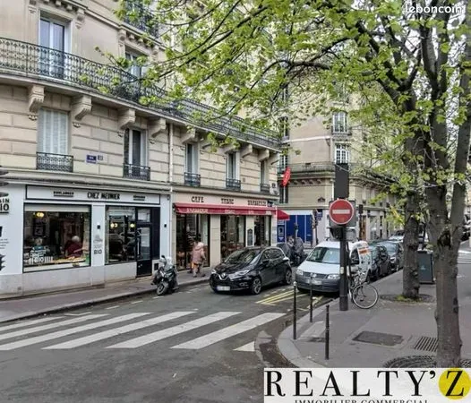 Local commercial 160 m² 
