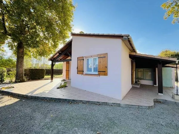 Maison de plain-pied 2 pièces 61 m² 