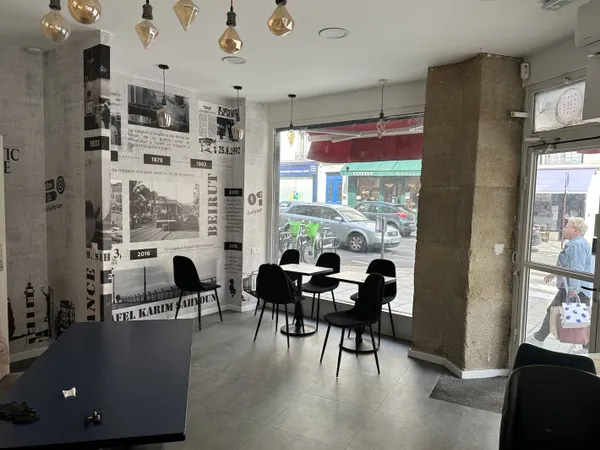 Boutique 2 pièces 55 m² 