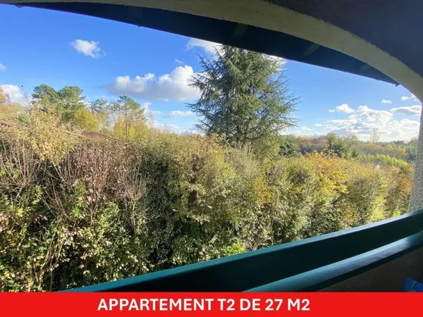 APPARTEMENT T2 AVEC TERRASSE COUVERTE 