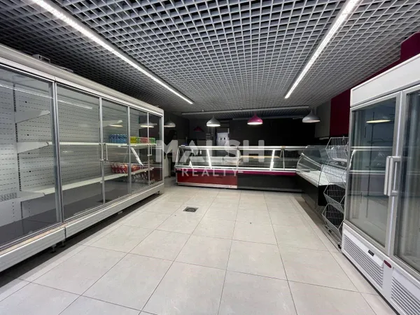 Local commercial 227 m² 
