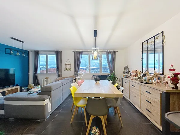 À vendre : Appartement lumineux de 4 pièces à Saint Étienne - Montaud ! 