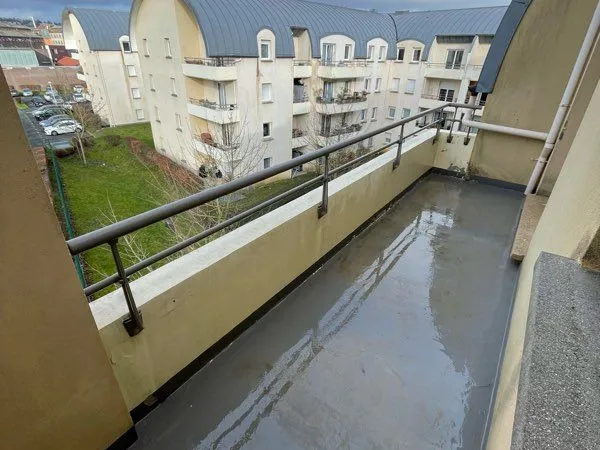 F2 bis meublé + parking 