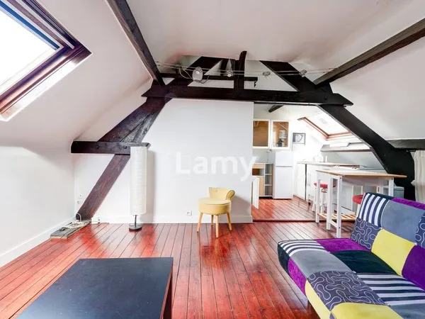 Studio 1 pièce 27 m² 