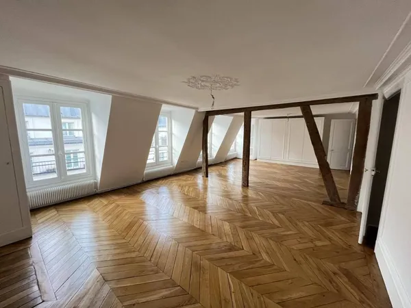 Loue T4 - 102m² - Paris 