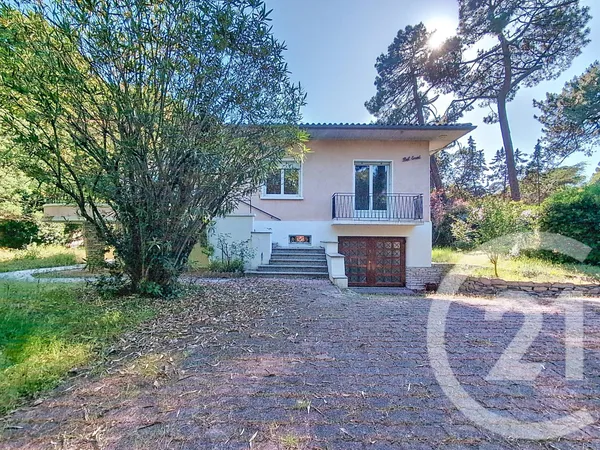 Maison 5 pièces 148 m² 