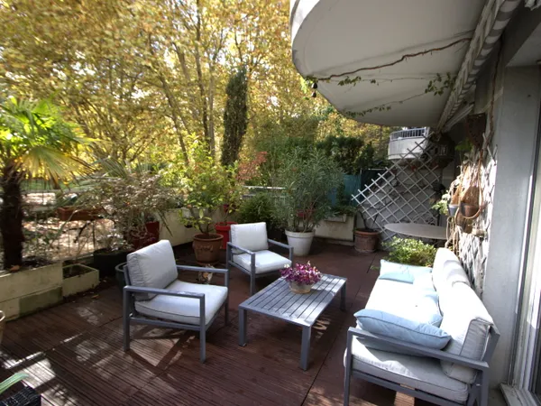 T4 avec terrasse d'exception à Grenoble (garage et cave inclus) 