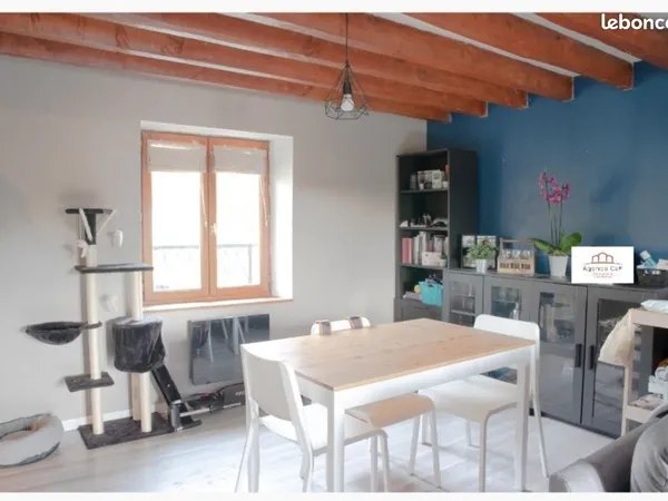 Location appartement - La Boissière-École 