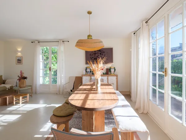 Maison 4 pièces avec sous-sol entierement rénovée avec gout 