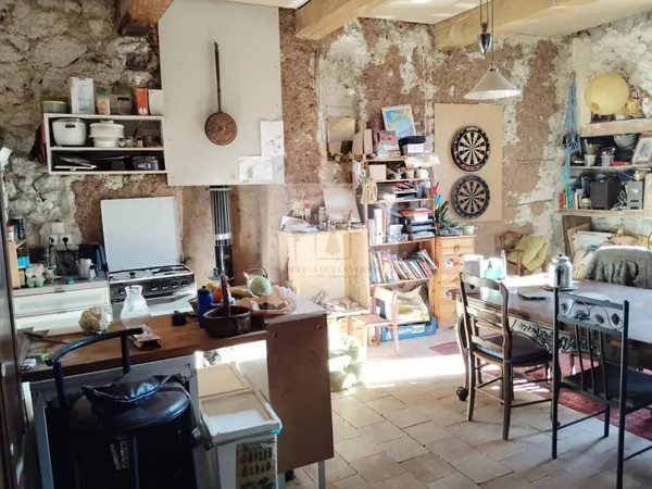 Maison de village avec terrain 