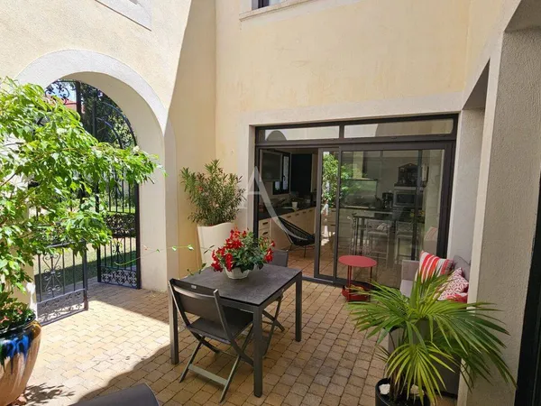 Maison 5 pièces 145 m² 
