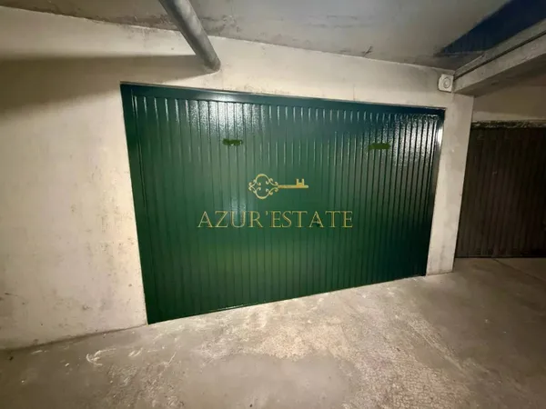 Parking 40 m² 