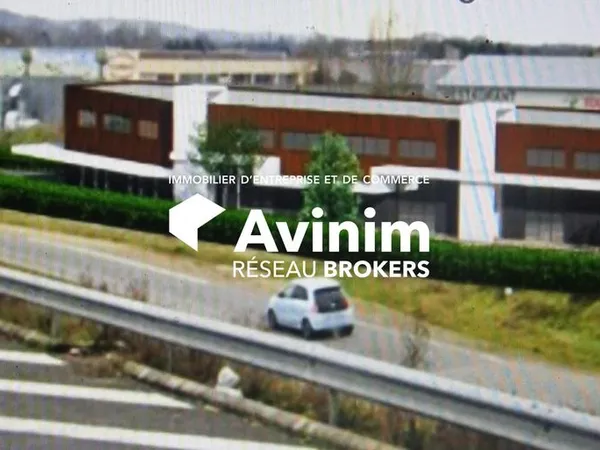 Local 1922 m² Roquettes 