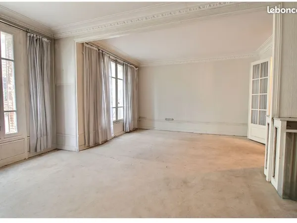 Appartement 4 pièces 82 m² 