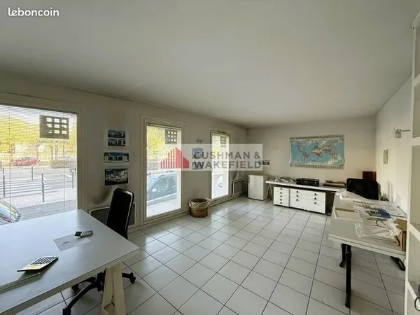 Bureau 116 m² 