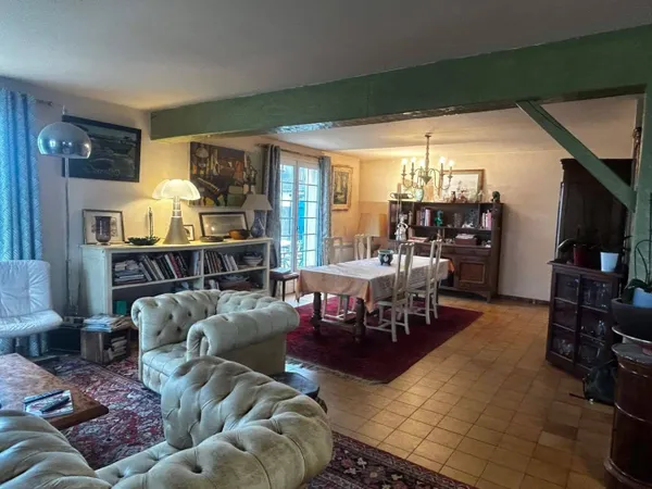 Maison 4 pièces 195 m² 