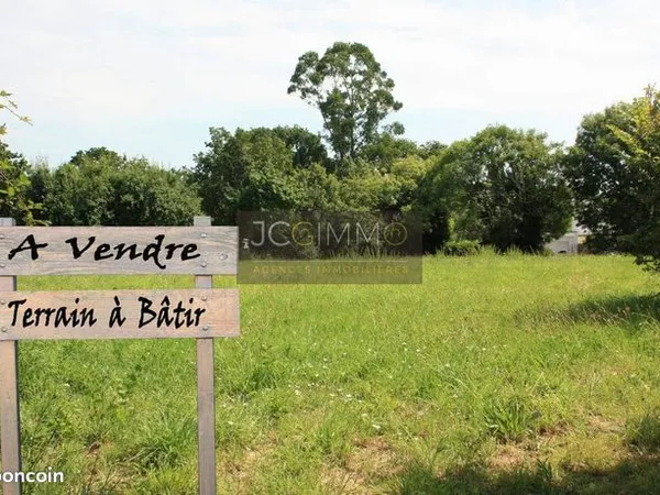 Terrain 361 m² 