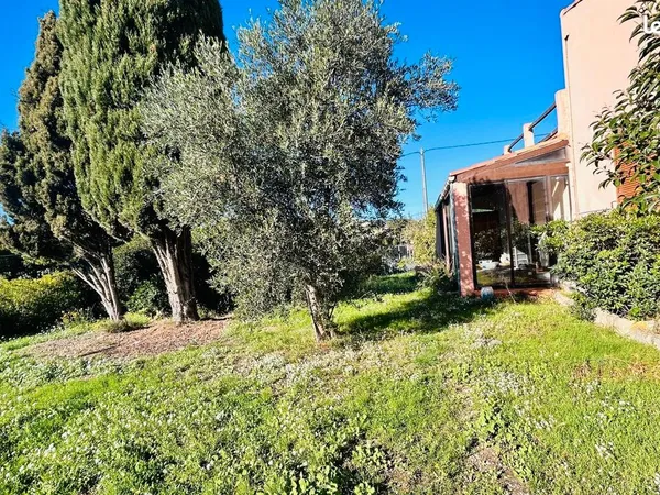Terrain 296 m² SEPTEMES LES VALLONS 