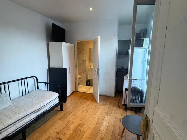 Appartement 1 pièce 16 m² 