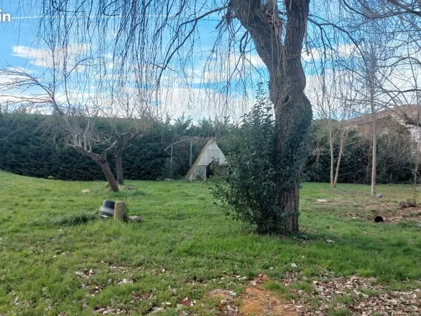 Terrain à vendre 1900 m2 