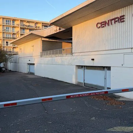 Garage en sous sol sécurisé 
