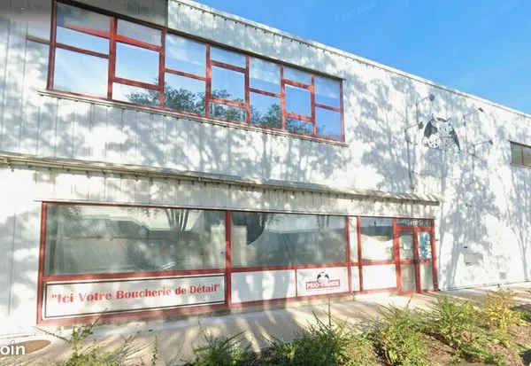 Local commercial 173 m² 