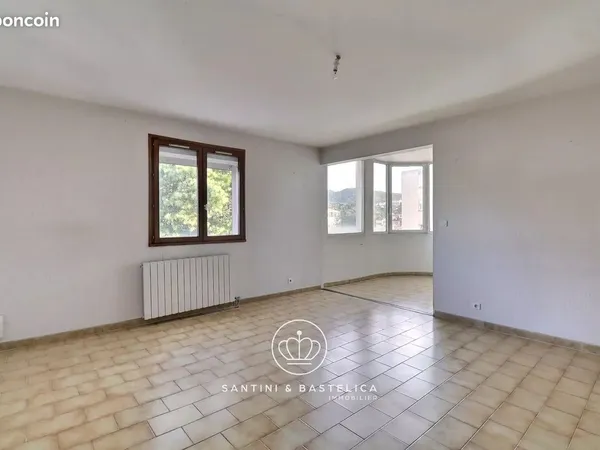 Appartement 3 pièces 79 m² 
