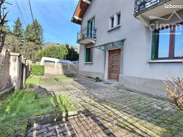 Appartement 3 pièces 69 m² 