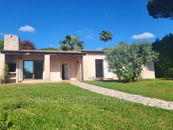 Maison de plain-pied 4 pièces 88 m² 