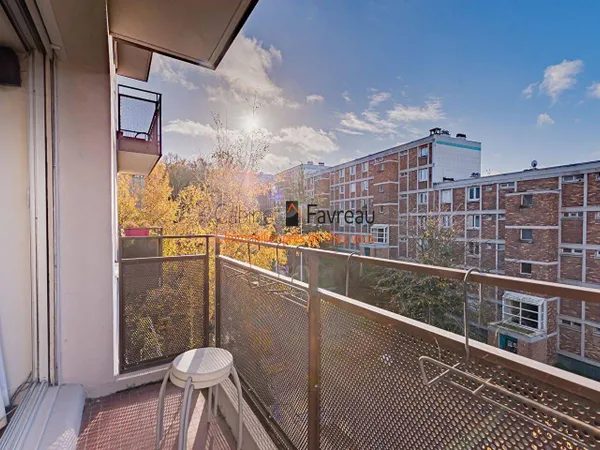 Appartement 4 pièces 77 m² 