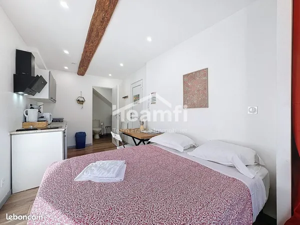 Studio 1 pièce 16 m² 