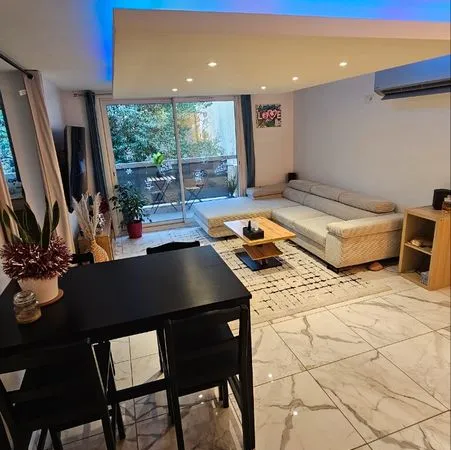 Appartement T4 85m2 + grand box 25m2 
