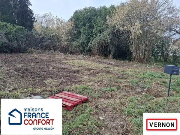 Terrain 600 m² 