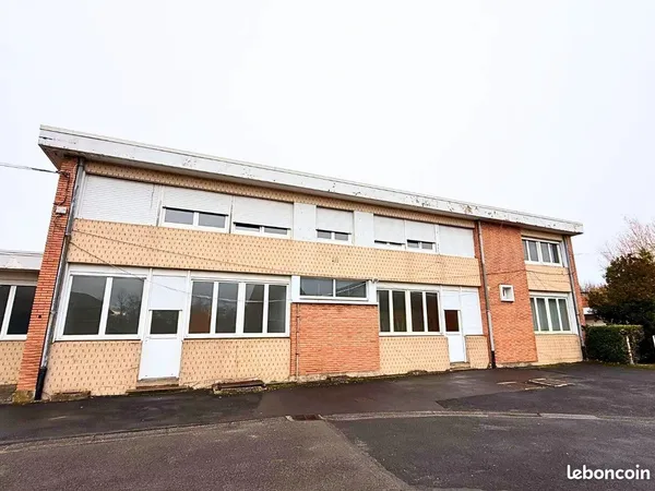 Immeuble 17 pièces 394 m² 