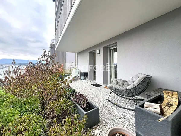 Duplex 3 pièces 83 m² 