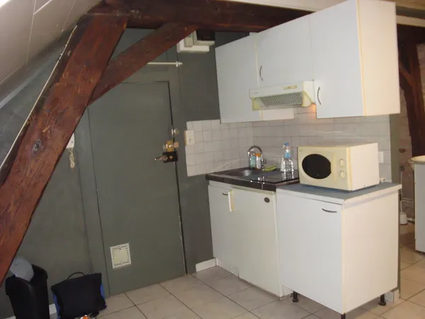 STUDIO MEUBLE 20M2 