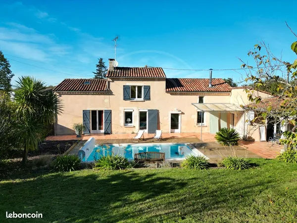 Propriété 6 pièces 172 m² 